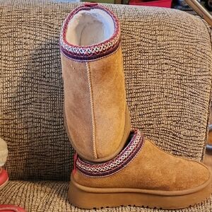 Cozy Tan Suede Women's Boots